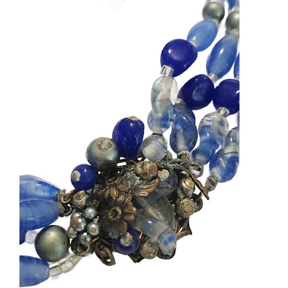 Vintage Blue Crystal Lucite Jewelry Set, Clip on Earrings and Choker, Japan - Picture 2 of 10